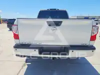 2016 Nissan TITAN фото