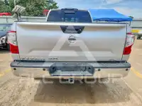 2016 Nissan TITAN фото
