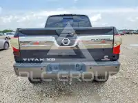 2016 Nissan TITAN фото