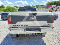 2016 Nissan TITAN фото