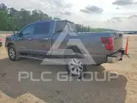 2016 Nissan TITAN фото