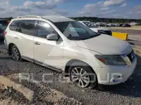 2016 Nissan PATHFINDER photo