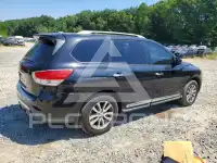 2016 Nissan PATHFINDER photo