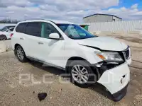 2016 Nissan PATHFINDER photo
