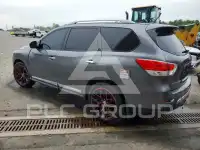 2016 Nissan PATHFINDER photo