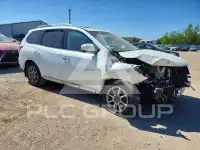 2016 Nissan PATHFINDER photo