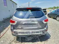 2016 Nissan PATHFINDER photo