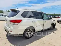 2016 Nissan PATHFINDER photo