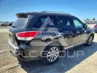 2016 Nissan PATHFINDER photo