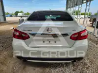 2016 Nissan ALTIMA photo