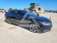 2016 Nissan ALTIMA photo