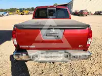 2016 Nissan FRONTIER фото