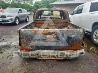 2016 Nissan FRONTIER photo