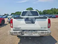 2016 Nissan FRONTIER photo