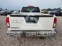 2016 Nissan FRONTIER фото