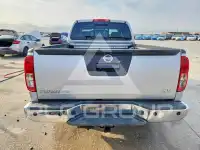 2016 Nissan FRONTIER photo