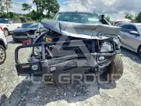 2016 Nissan FRONTIER photo
