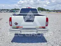 2016 Nissan FRONTIER фото
