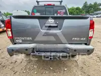 2016 Nissan FRONTIER photo