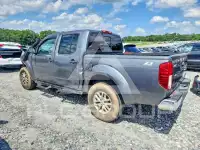 2016 Nissan FRONTIER photo