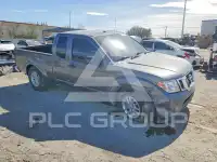 2016 Nissan FRONTIER photo