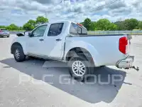 2016 Nissan FRONTIER photo