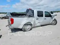 2016 Nissan FRONTIER photo