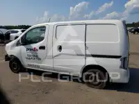 2016 Nissan NV 200 photo