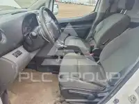 2016 Nissan NV фото