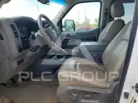 2016 Nissan NV фото