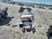 2016 Harley-Davidson FL photo