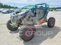 2016 Polaris Sidebyside фото
