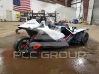 2016 Polaris Slingshot photo