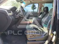 2016 Chevrolet Suburan photo