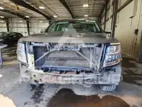 2016 Chevrolet Suburan фото