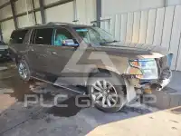 2016 Chevrolet Suburan фото