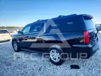 2016 Chevrolet Suburan photo