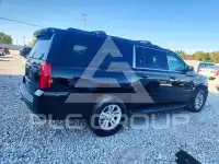 2016 Chevrolet Suburan photo