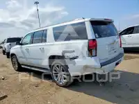 2016 Chevrolet Suburan photo