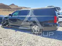 2016 Chevrolet Suburan photo