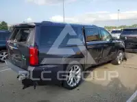 2016 Chevrolet Suburan photo