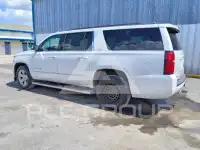 2016 Chevrolet Suburan фото