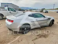 2016 Chevrolet Camaro photo