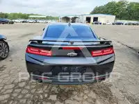 2016 Chevrolet Camaro photo