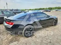 2016 Chevrolet Camaro photo
