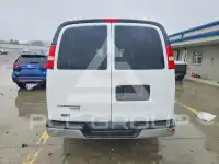 2016 Chevrolet Express фото