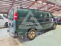 2016 Chevrolet Express фото