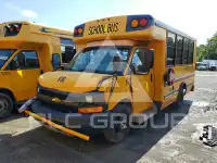 2016 Chevrolet Express photo