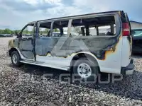 2016 Chevrolet Express фото