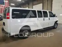 2016 Chevrolet Express фото